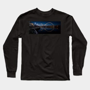 The Infinity Bridge, Stockton on Tees Long Sleeve T-Shirt